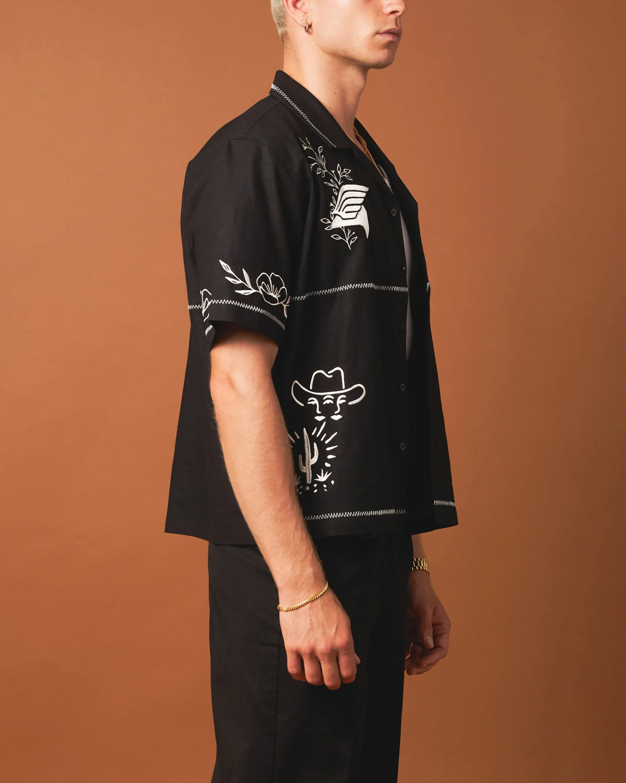 404 Frontier Embroidered Button Up Shirt Black