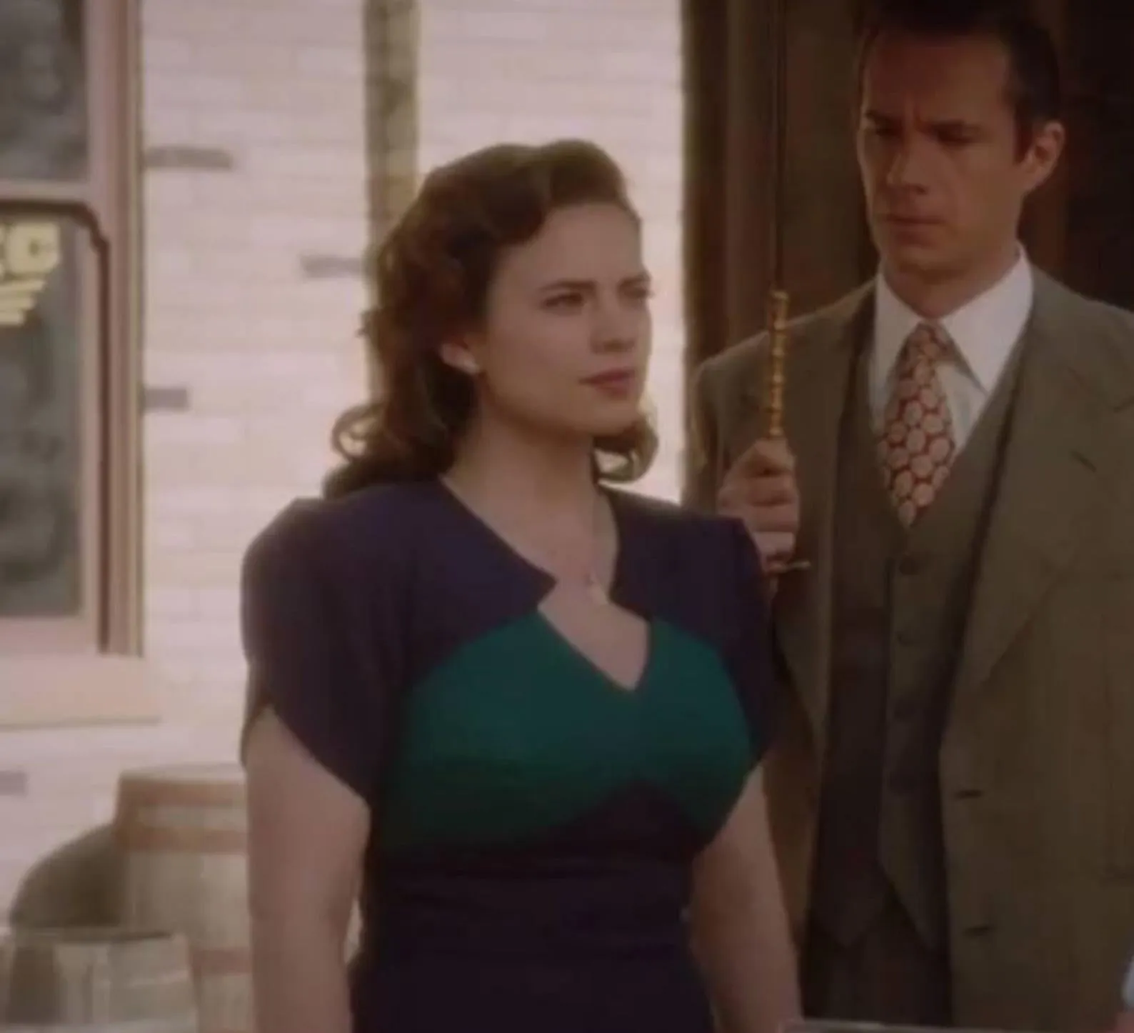 Agent carter - cosplay green purple 50s dress