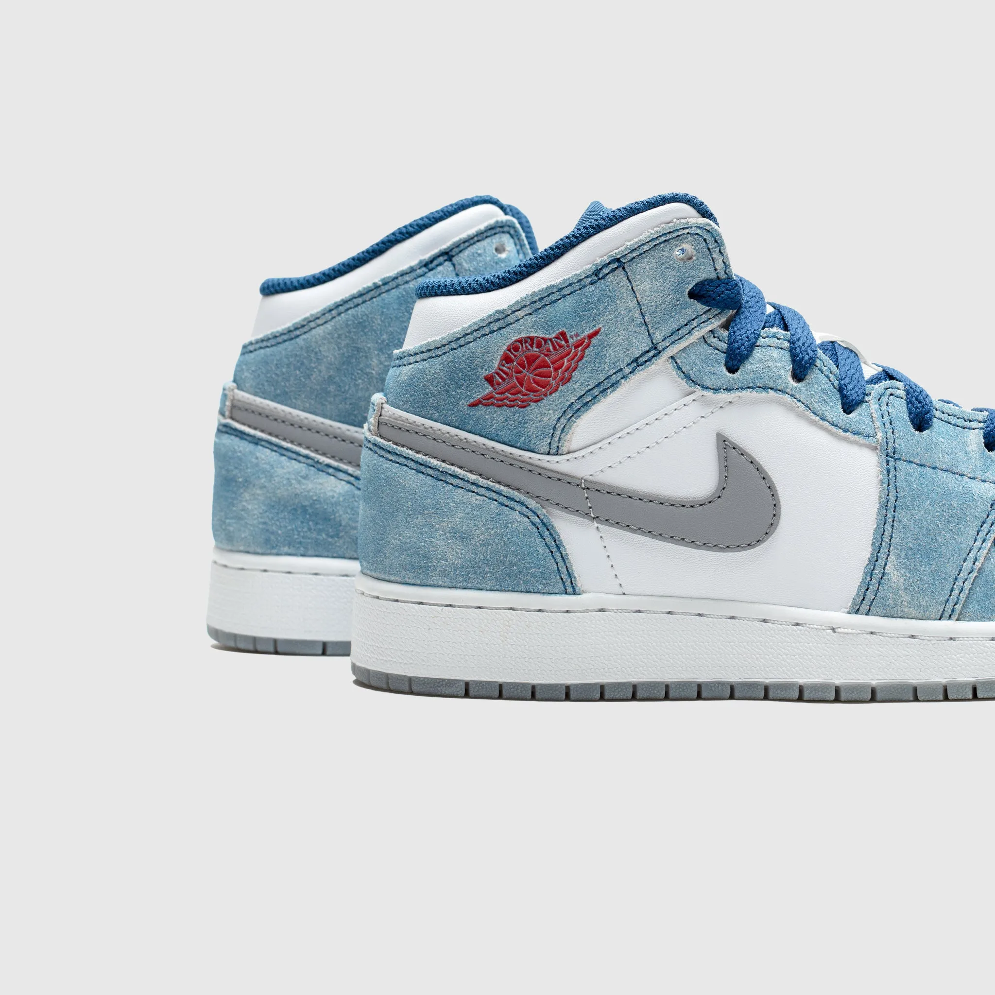 AIR JORDAN 1 MID SE (GS) "FRENCH BLUE"