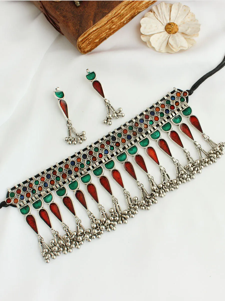 Charu Necklace Set