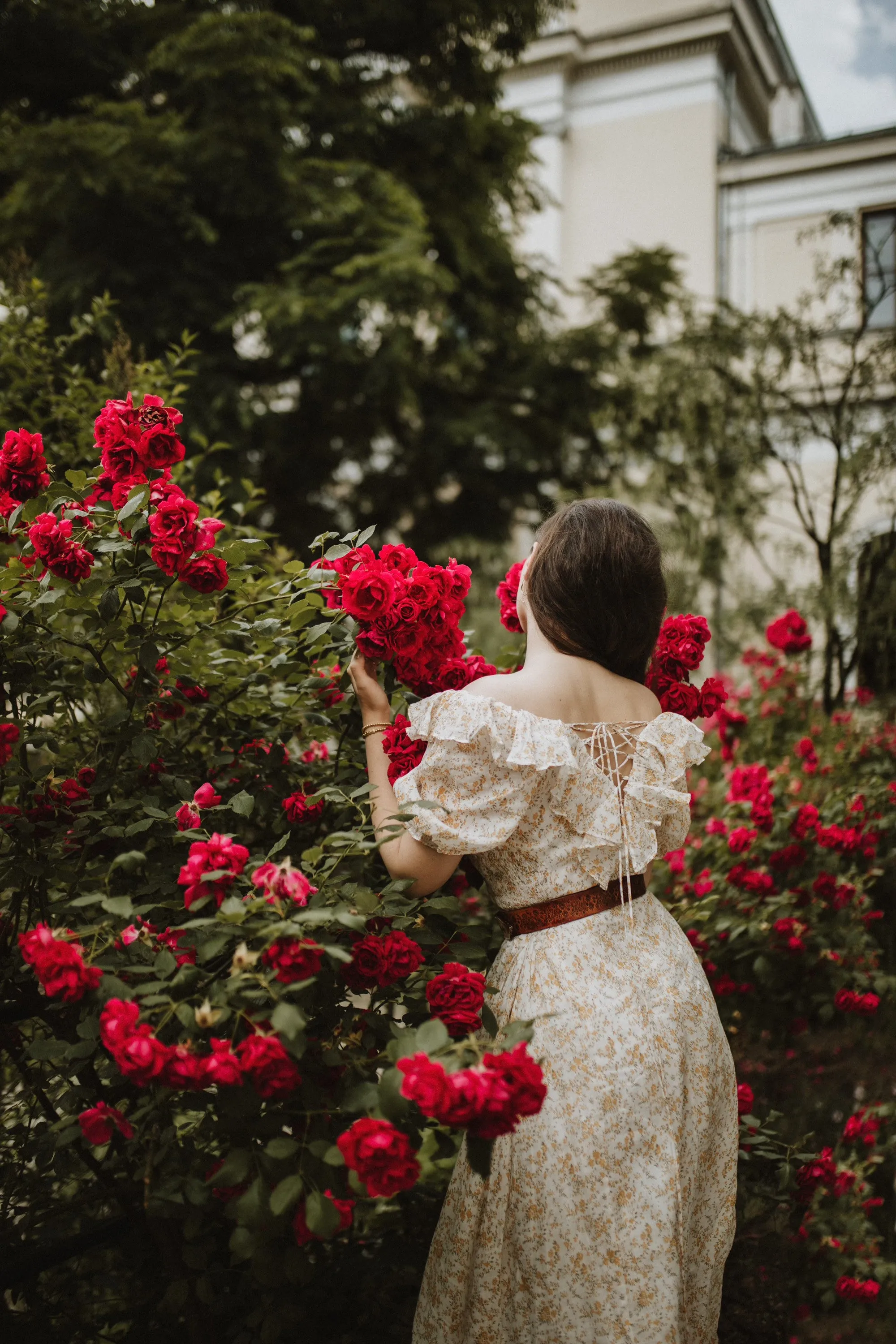 Elysia 15 | Lace-up linen flared dress