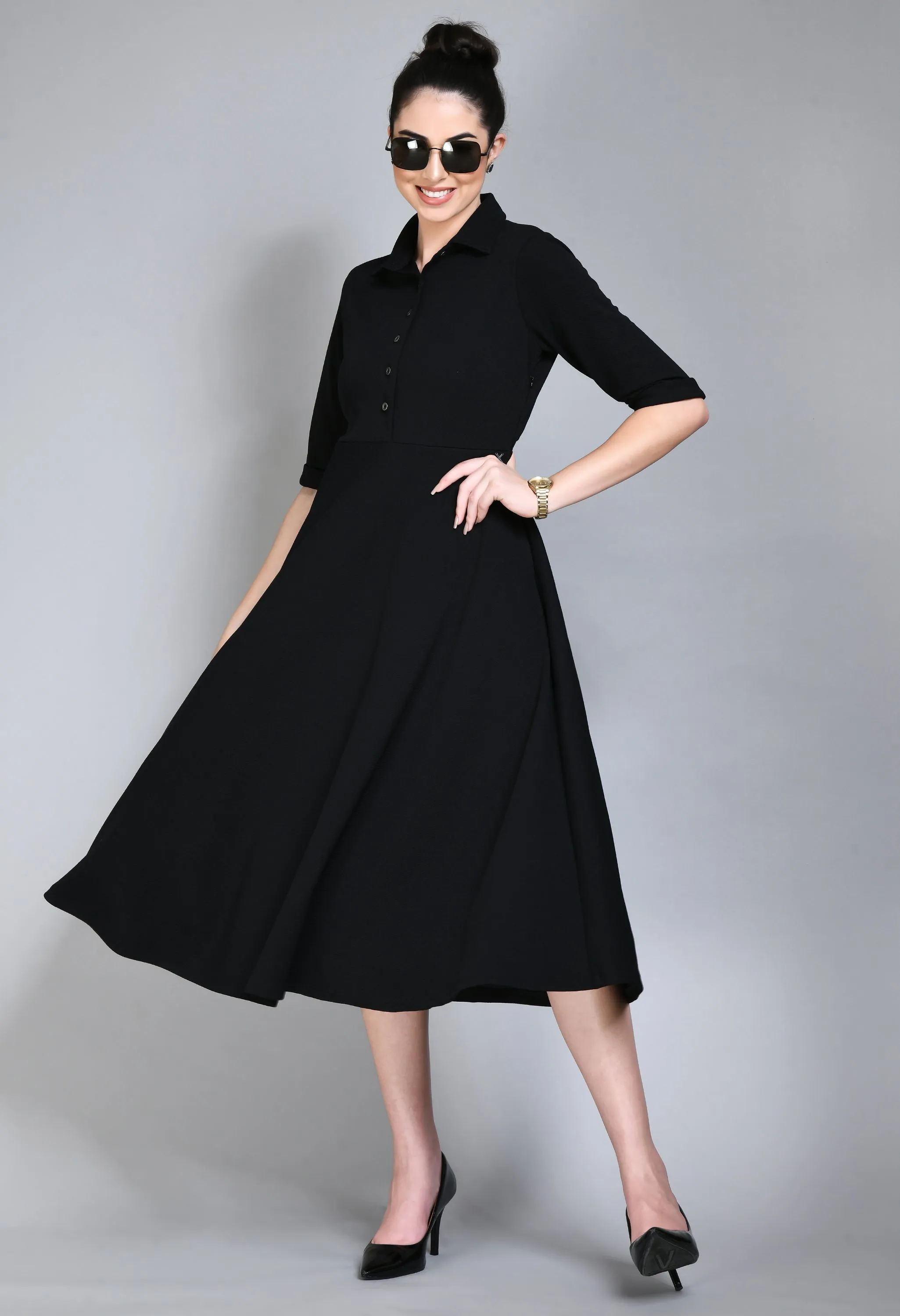 Exude Serenity Fit and Flared Shirt Midi Dress (Black)