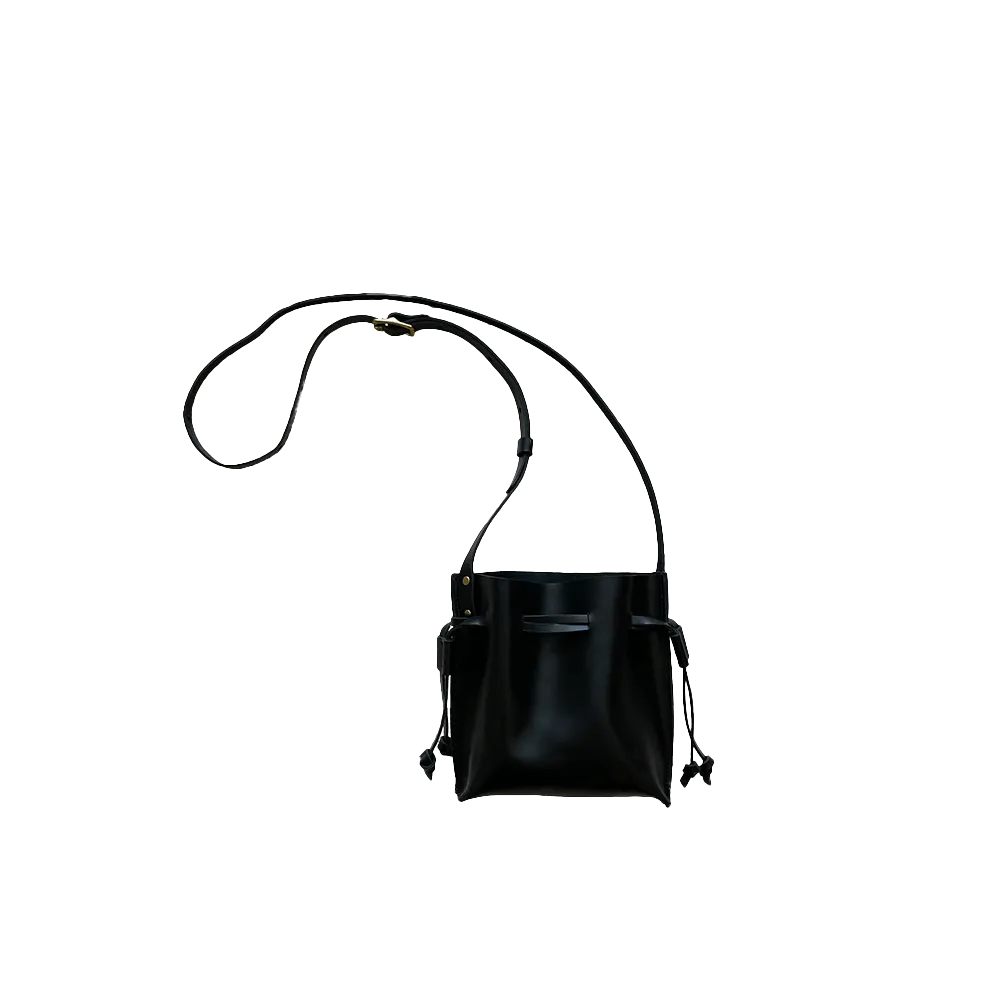 Mini Bucket Bag in Classic Noir