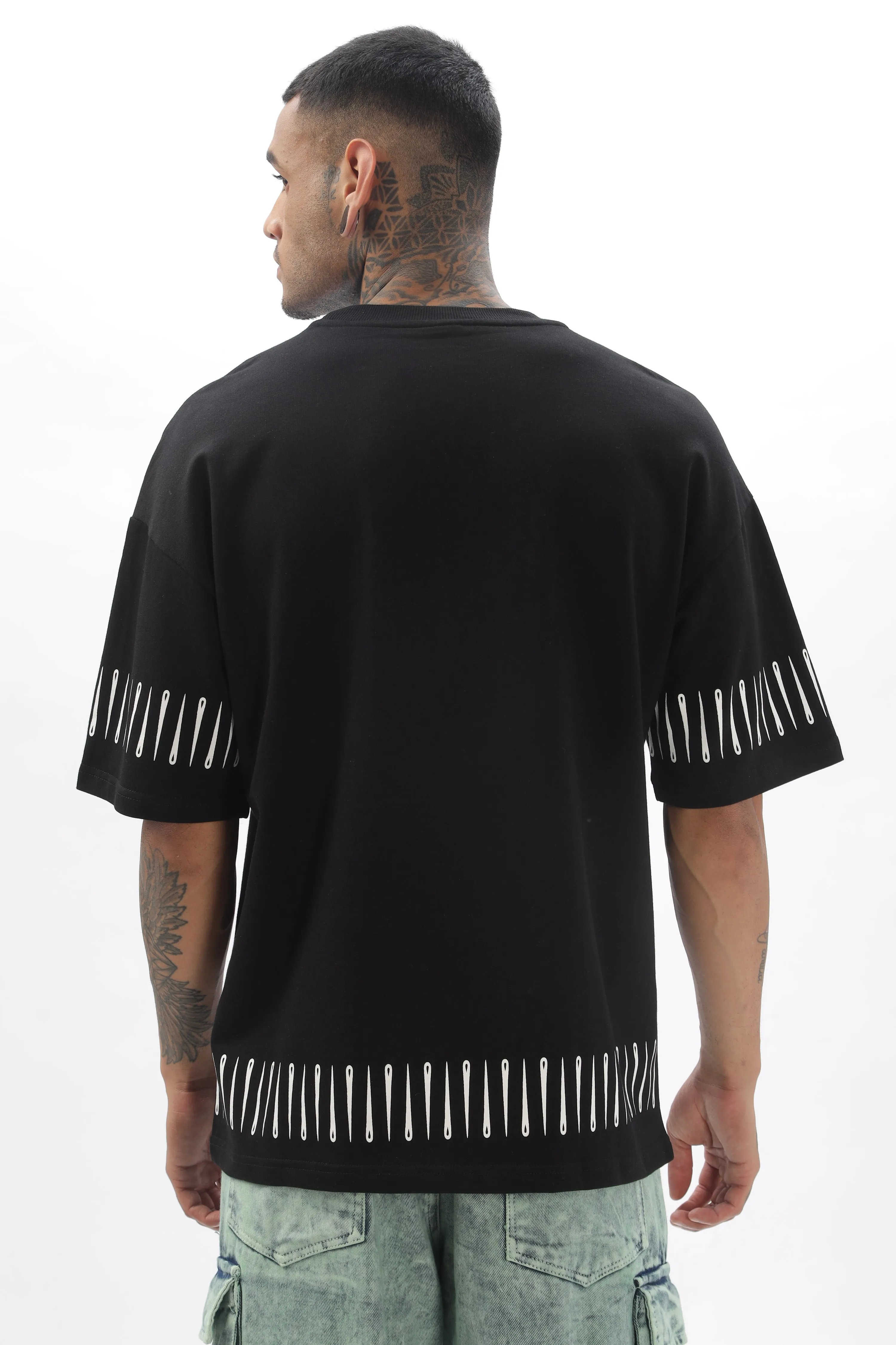 NeedleTrack Black Dropshoulder Tee