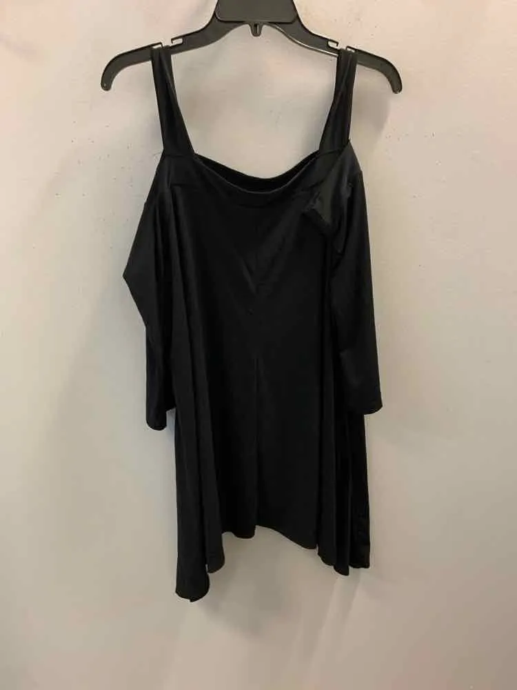 NEW DIRECTION PLUS SIZES Size 2X Black COLD SHOULDERS TOP