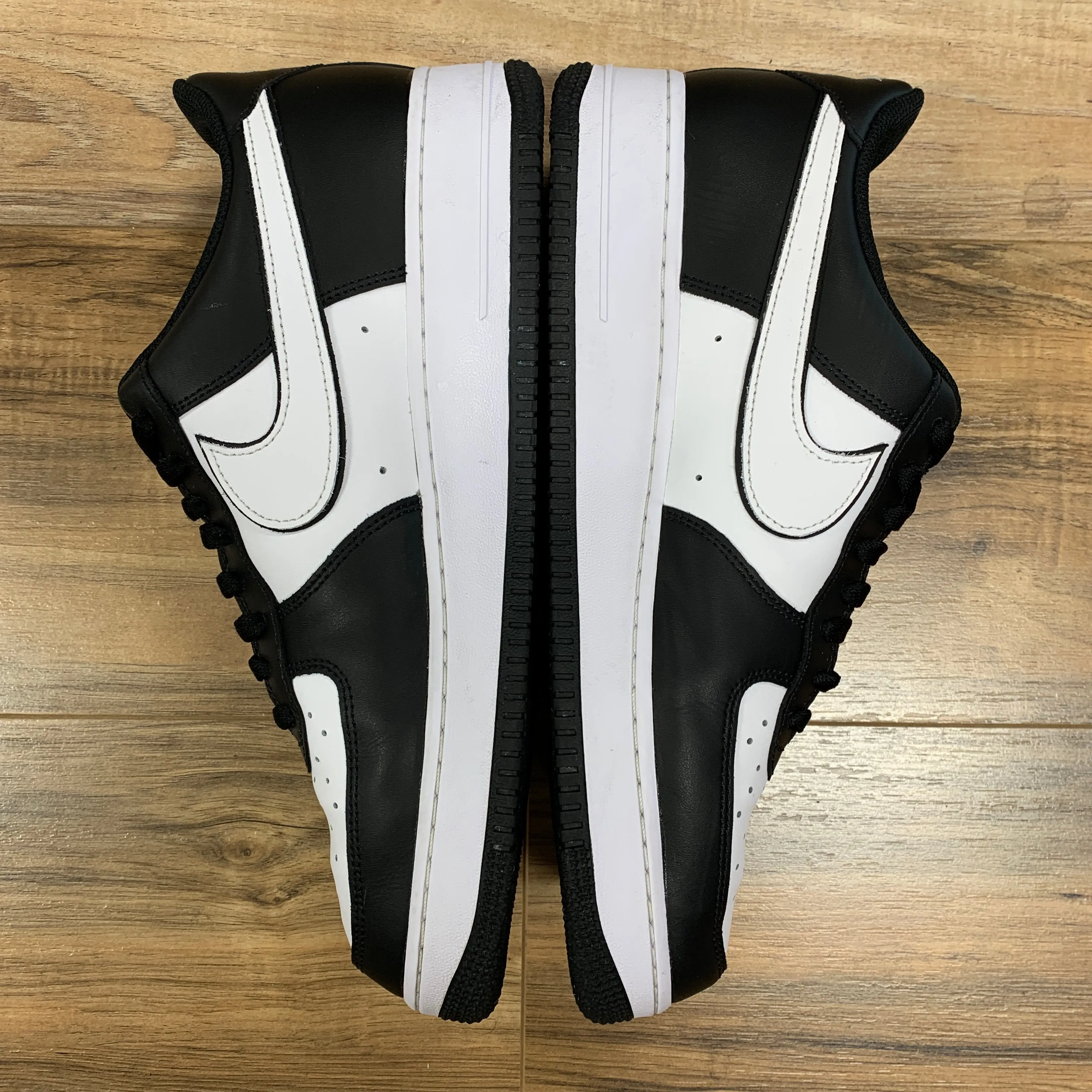 Nike Air Force 1 Low 'White Swoosh Panda' Size 13