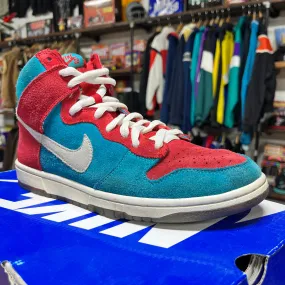 Nike SB Dunk High 'Bloody Gums' Size 10.5