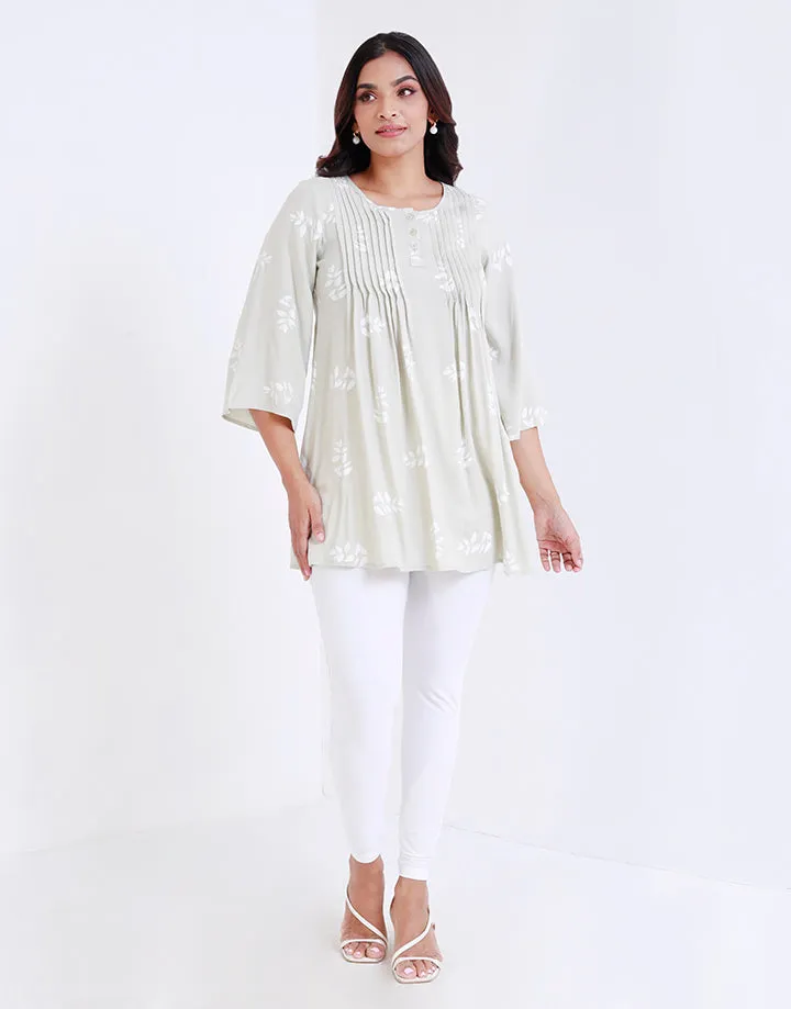 Printed Tunic Top with Pleats