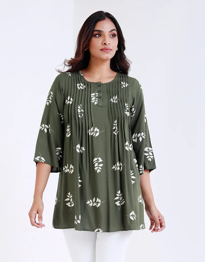 Printed Tunic Top with Pleats