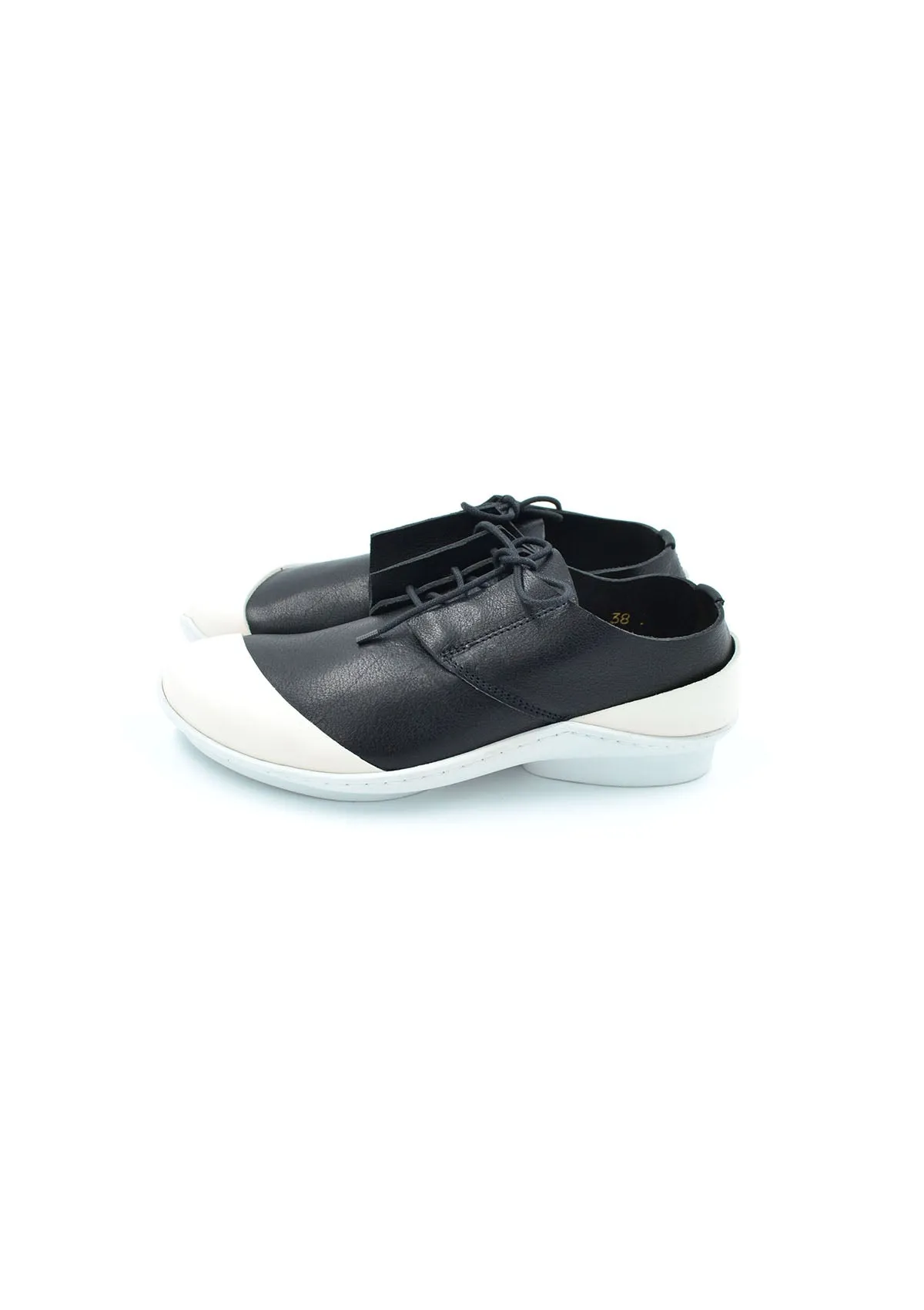 "MOBY" LACE-UP SHOES