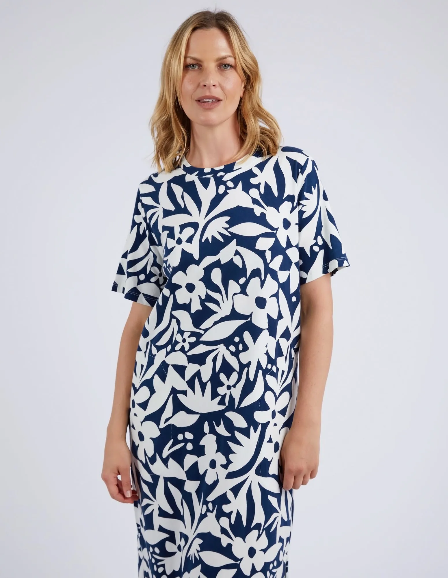 Stencil Floral Tee Dress Naval Blue Floral